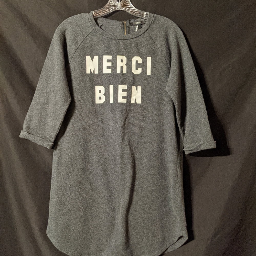 Sweatshirt